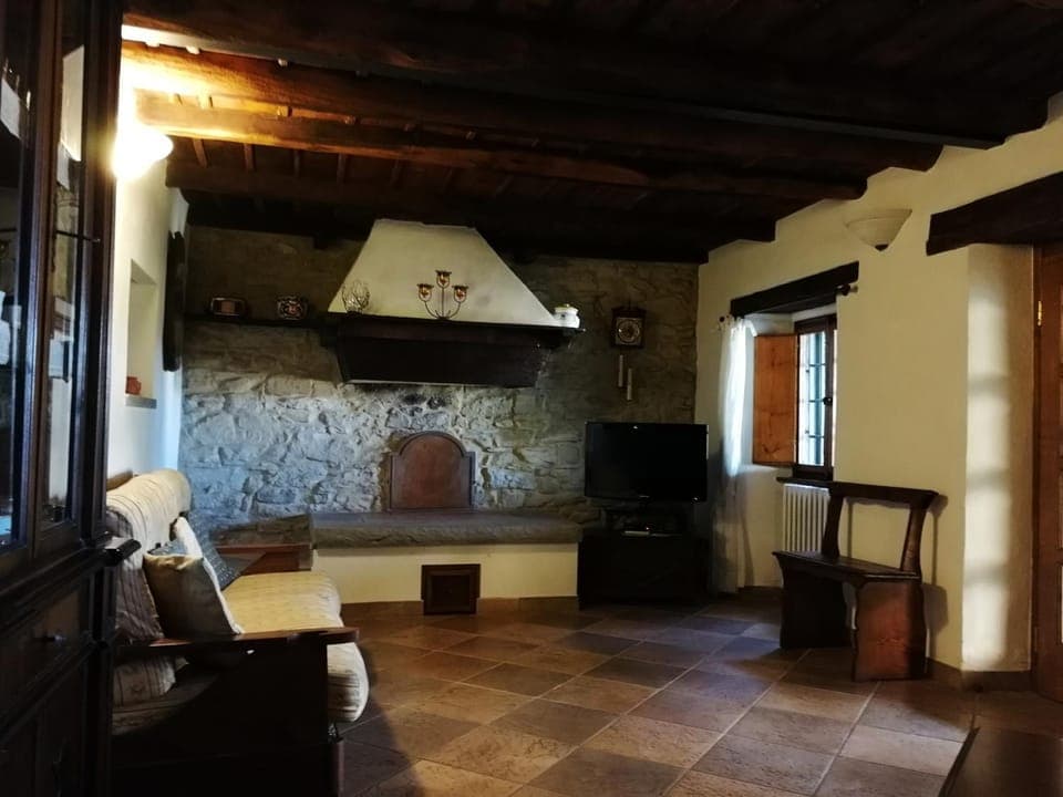 TV and multimedia, Living room, flat iron