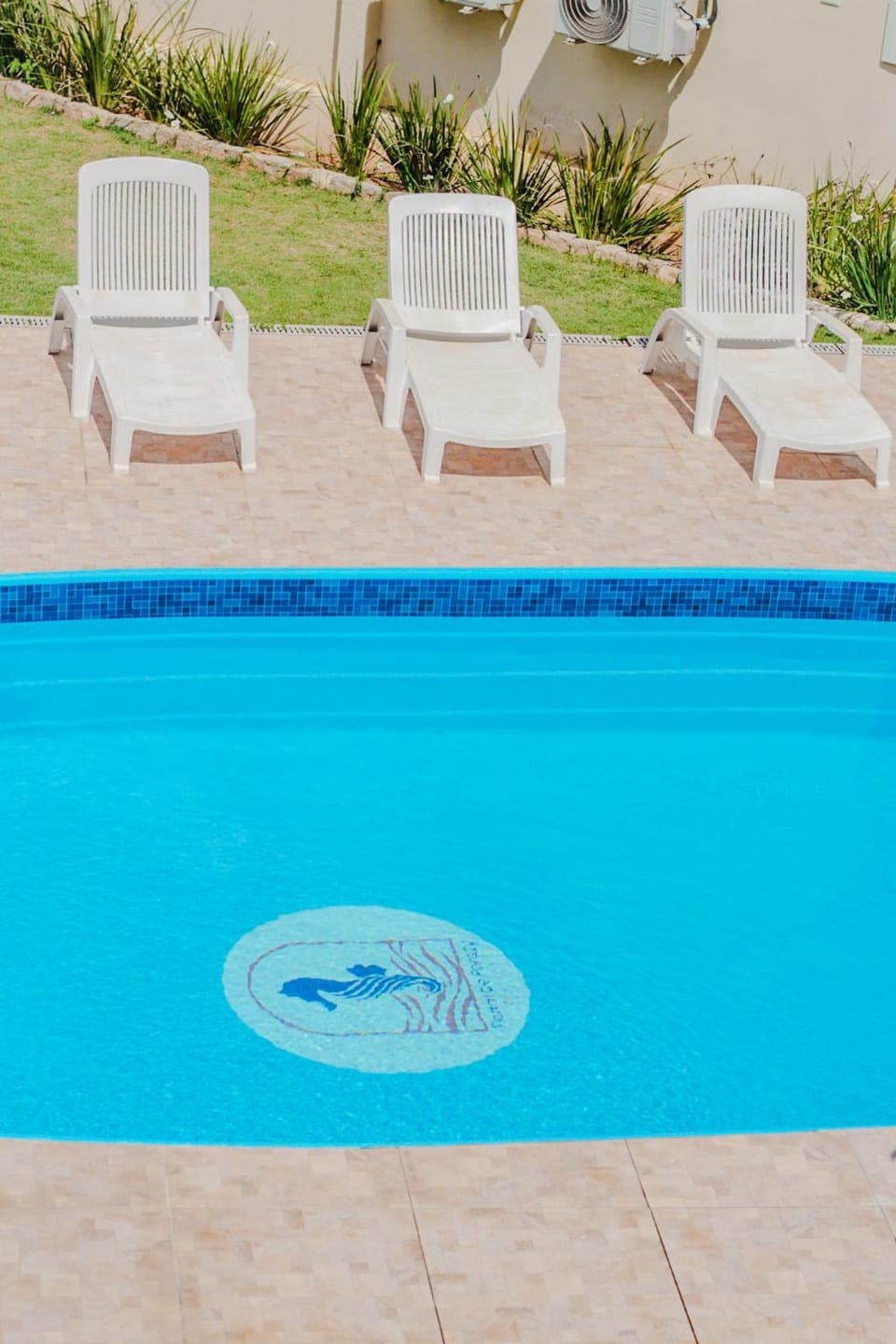 Day, Swimming pool, sunbed