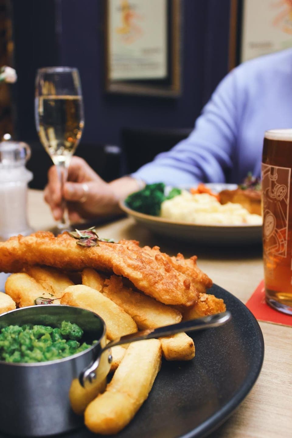 Restaurant/places to eat, Food and drinks