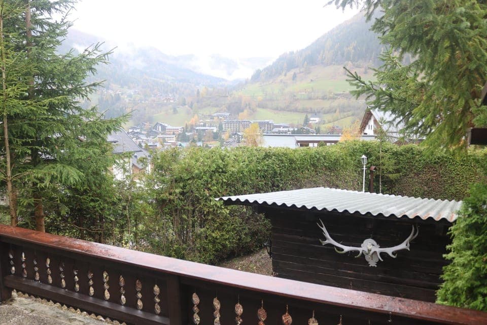 Balcony/Terrace, City view, Garden view, Mountain view, Street view