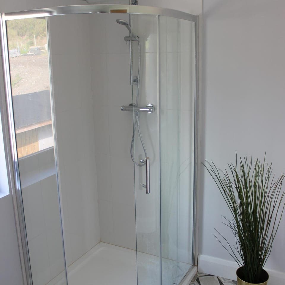 Lakeside Studio 2 Loft Apartment Apartment in Enniskillen