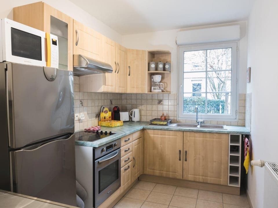 dishwasher, oven, stove