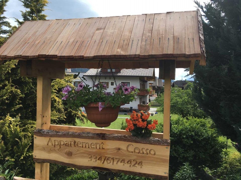 Property logo or sign, Decorative detail