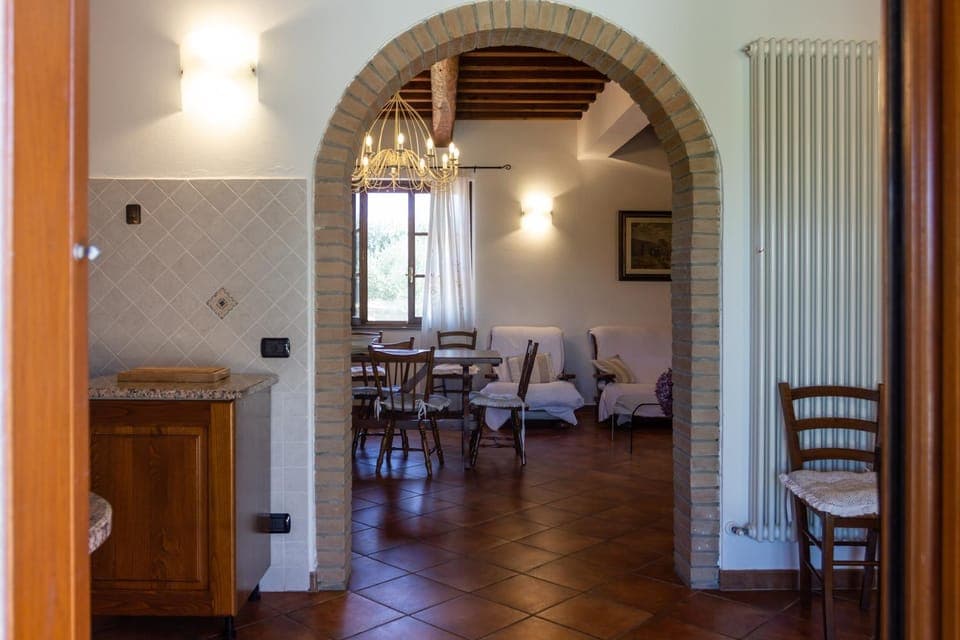 Seating area, Dining area