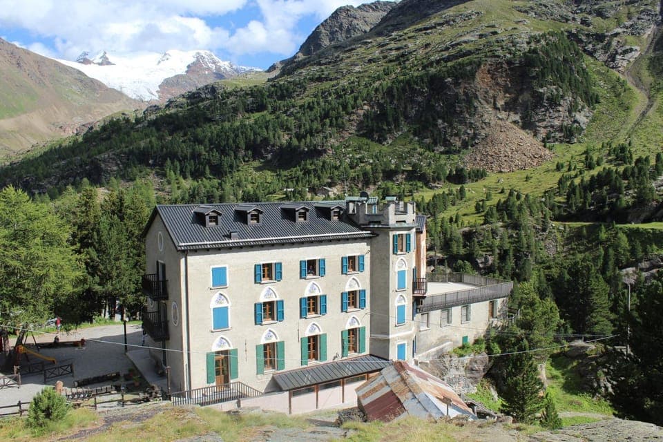 Property building, Summer