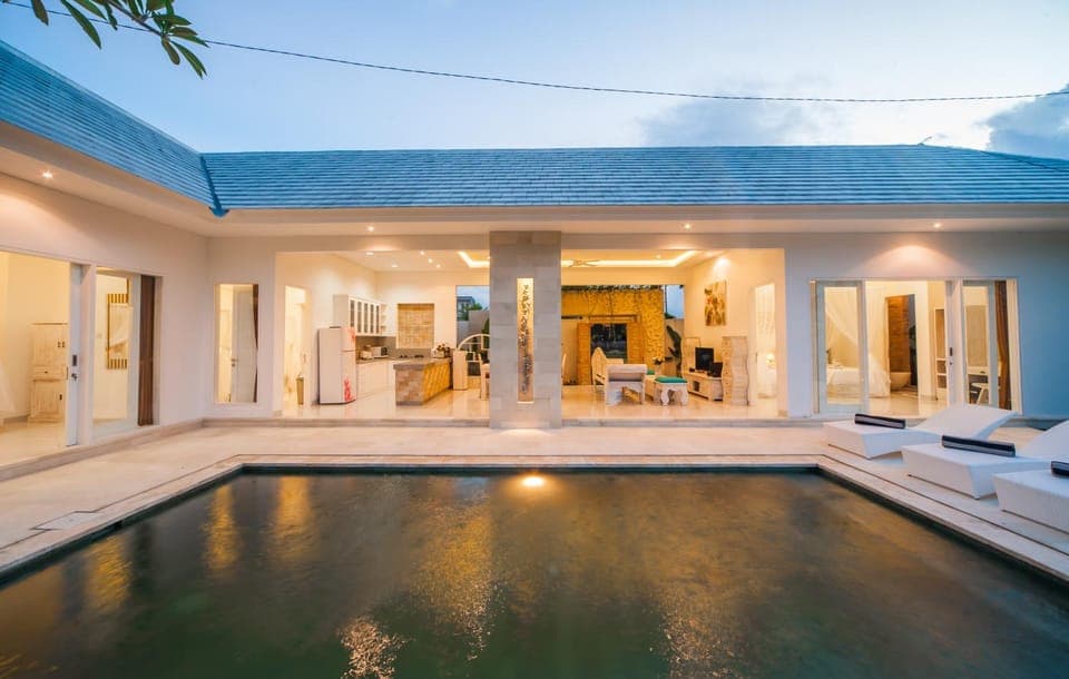 Pool view, Swimming pool