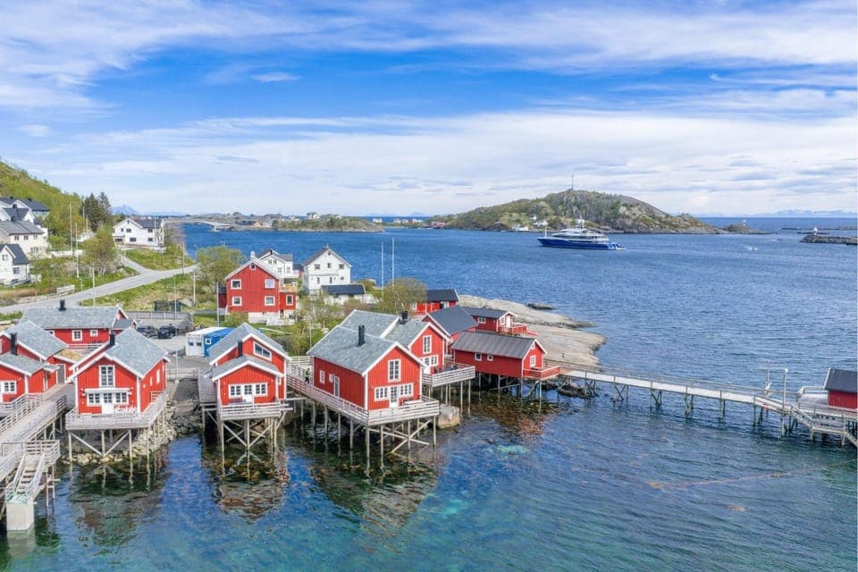 Reine seaview cabin Cabin in Lofoten