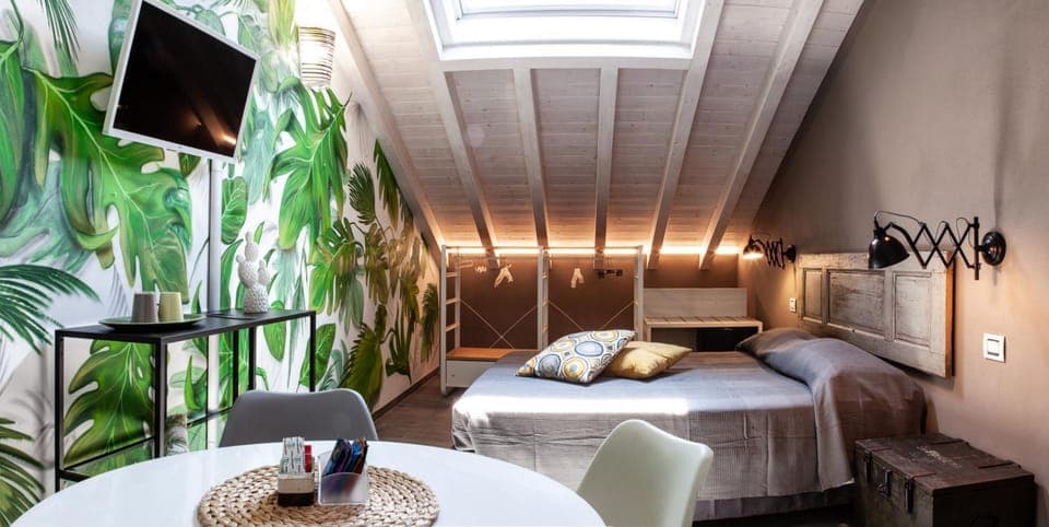 Photo of the whole room