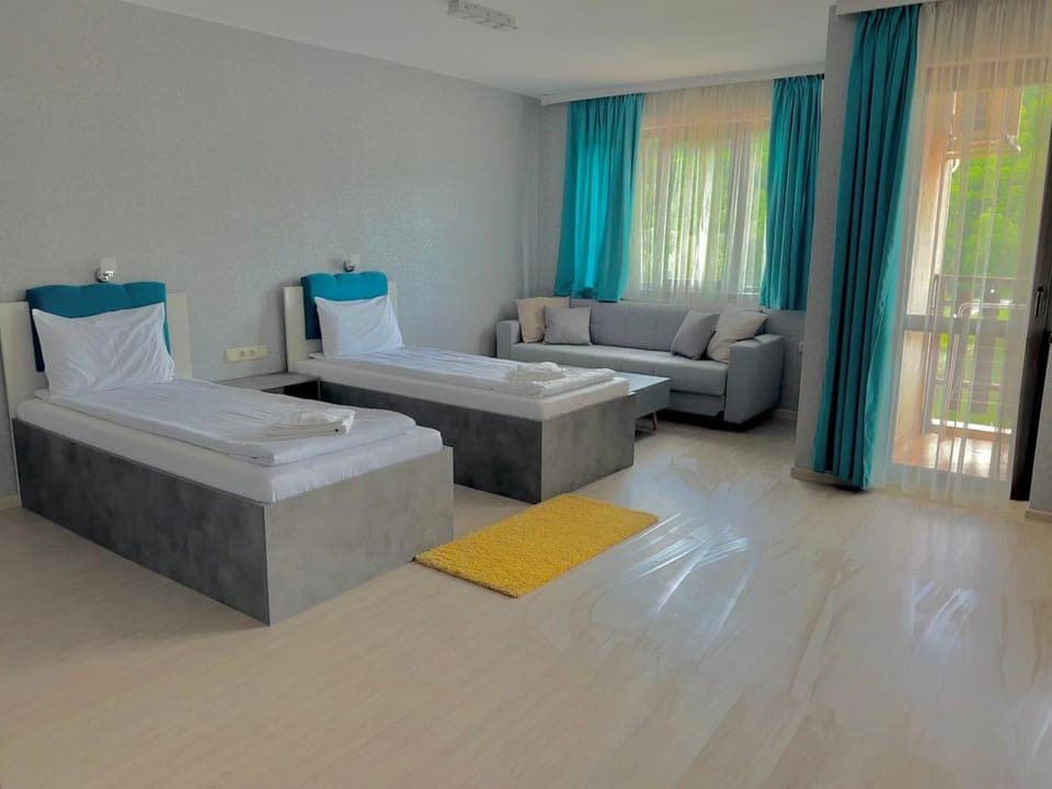 Bed, Living room, Photo of the whole room