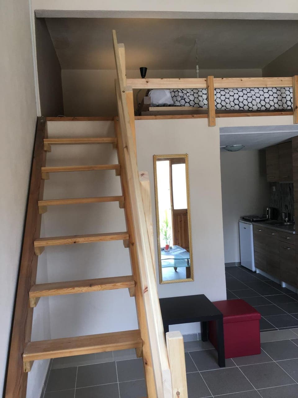 Living room, Bedroom, bunk bed