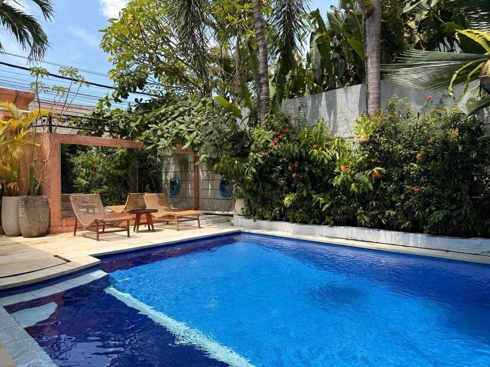 Patio, Day, Garden, Garden view, Pool view, Swimming pool, sunbed