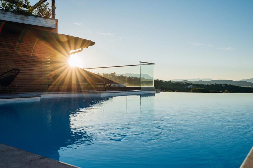Day, Natural landscape, Swimming pool, Swimming pool, Sunrise