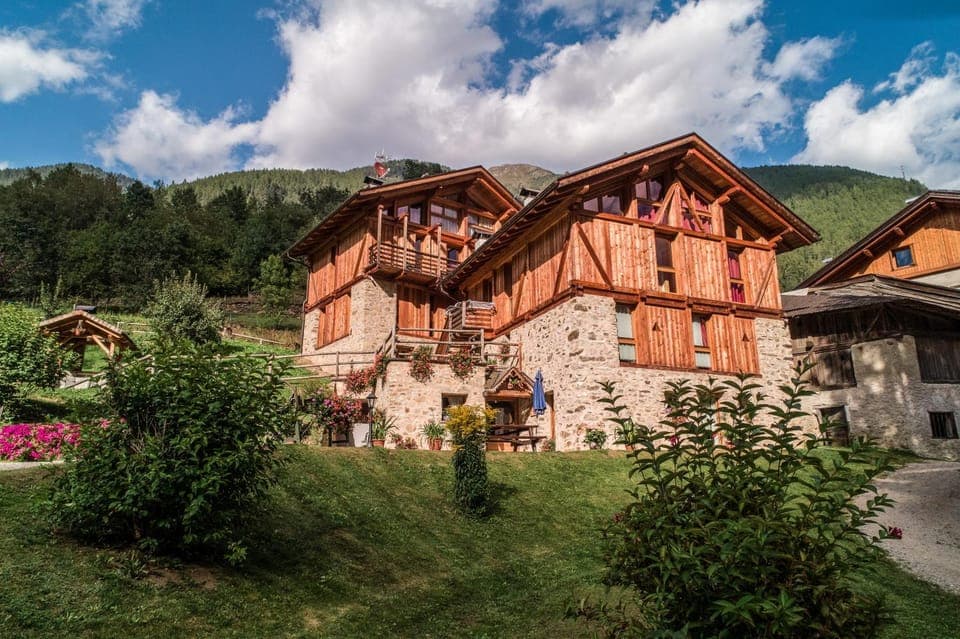 Property building, Natural landscape, Garden view, Mountain view