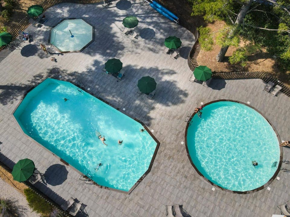 Bird's eye view, Swimming pool