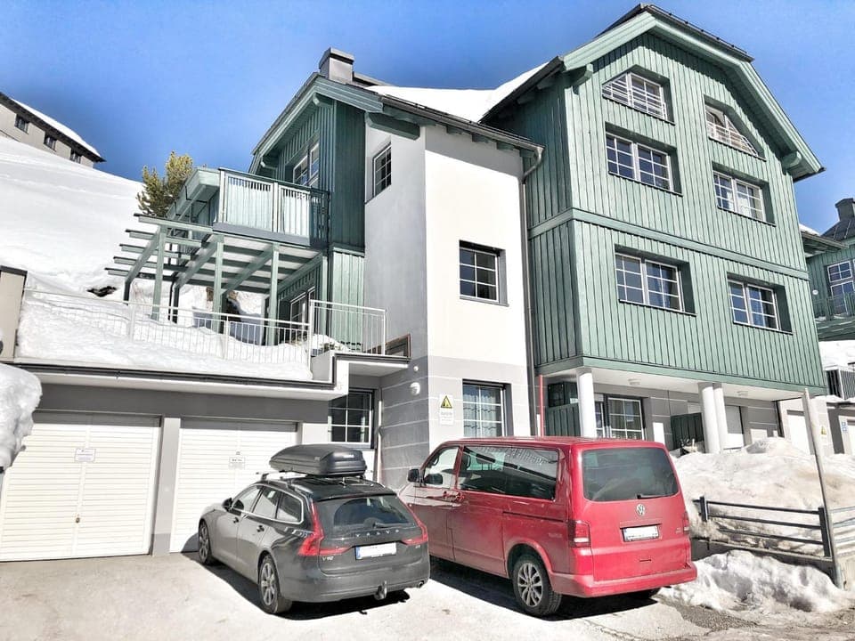 Property building, Winter