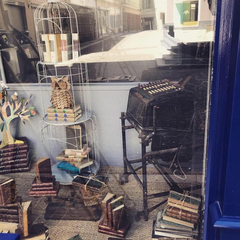 Property building, Decorative detail