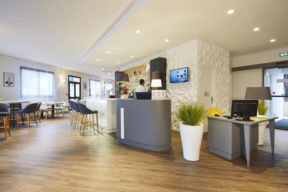 Lobby or reception, Lounge or bar