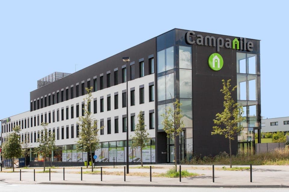 Property building, Facade/entrance, Property logo or sign