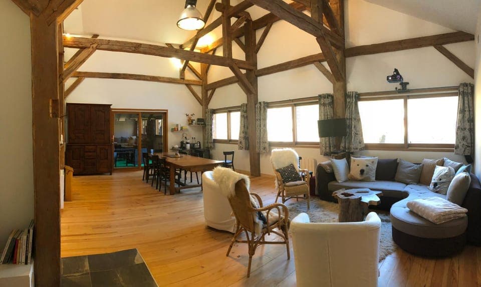 Living room, Dining area