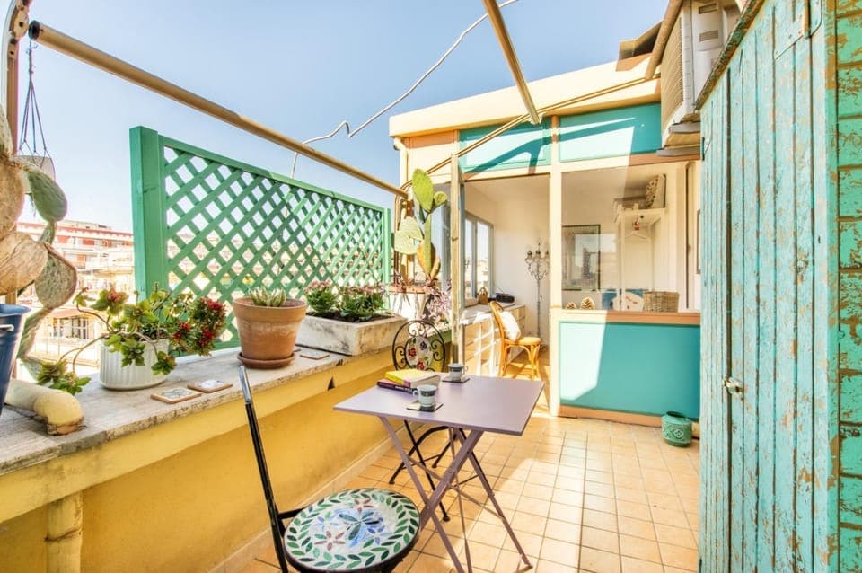 Balcony/Terrace, Balcony/Terrace