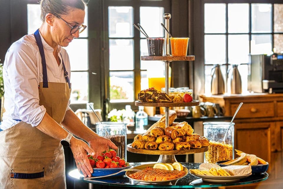 Restaurant/places to eat, Coffee/tea facilities, Food and drinks, Food, Breakfast, Buffet breakfast