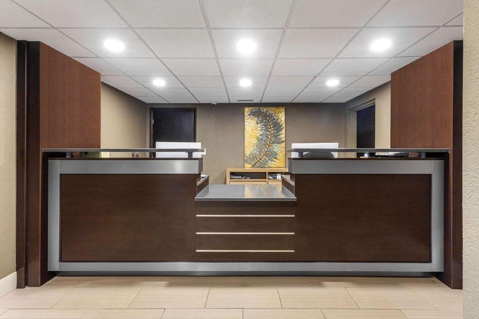 Lobby or reception, On site