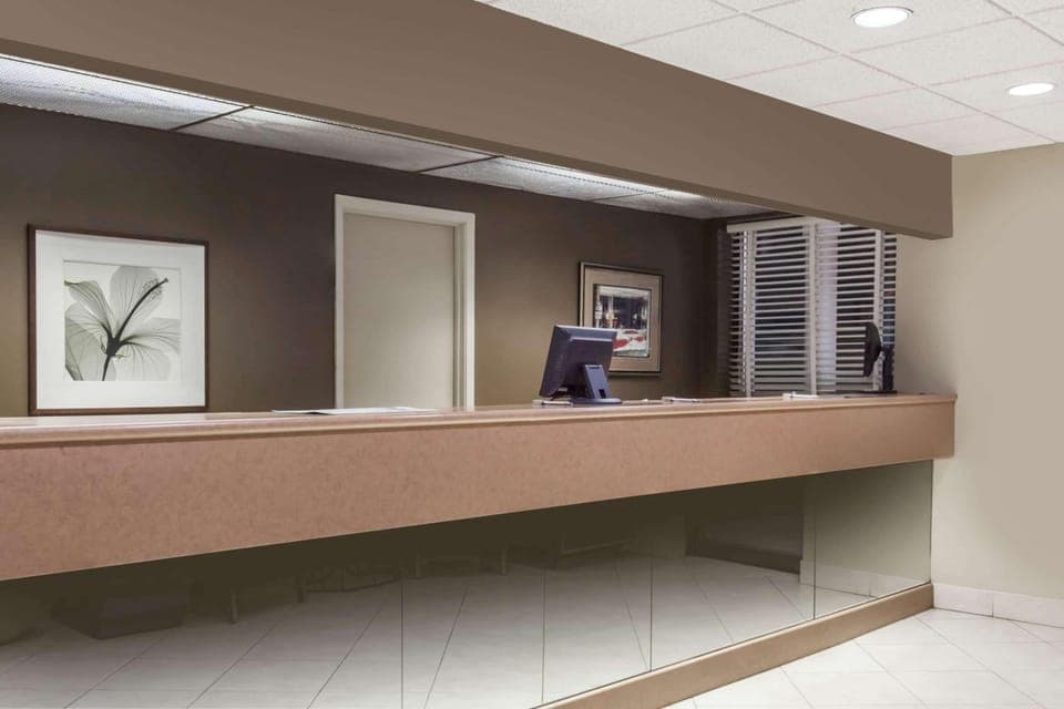 Lobby or reception, On site