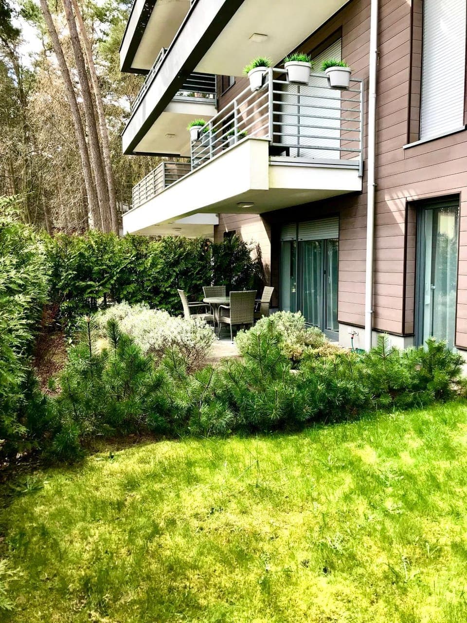 Property building, Garden