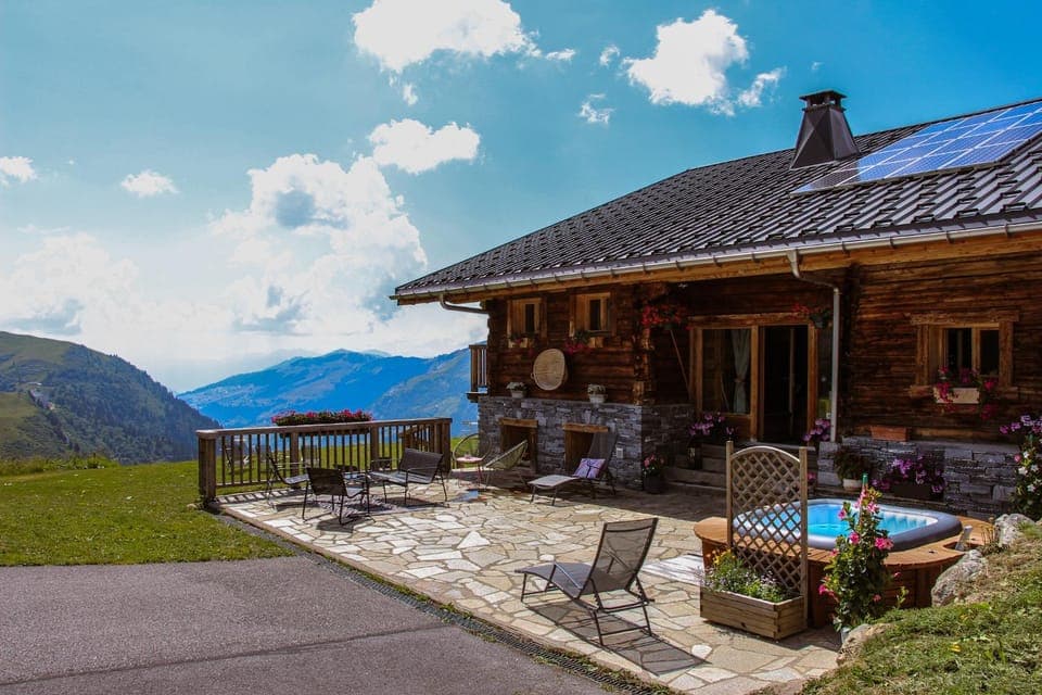 Property building, Garden