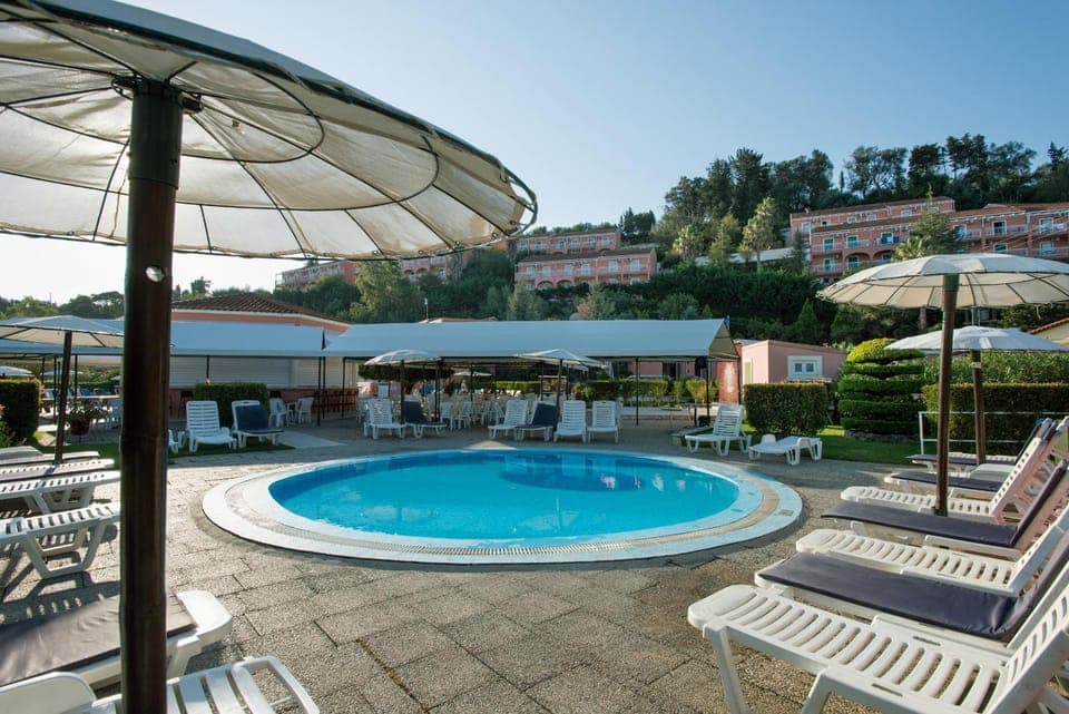 Area and facilities, Swimming pool