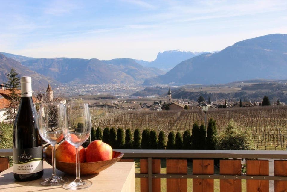 View (from property/room), City view, Mountain view