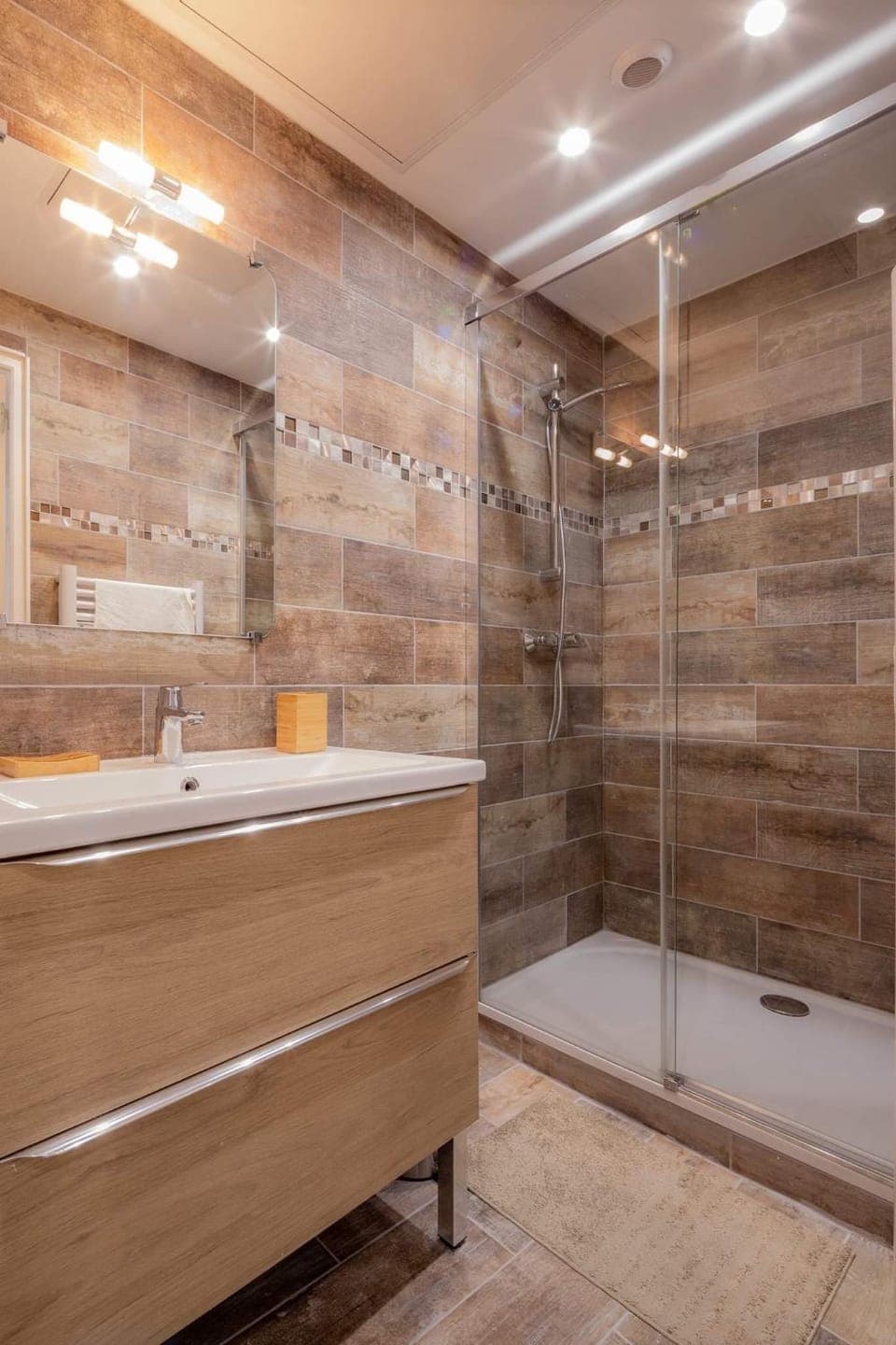 Shower, Bathroom