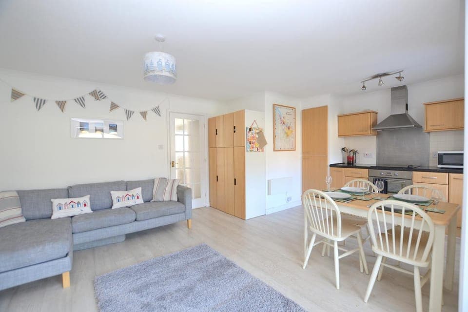 Kitchen or kitchenette, Living room, Dining area