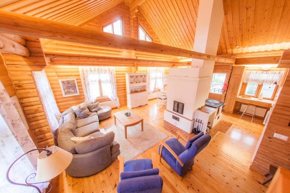 Coffee/tea facilities, Kitchen or kitchenette, Living room, Banquet/Function facilities, Seating area, Dining area, Bedroom