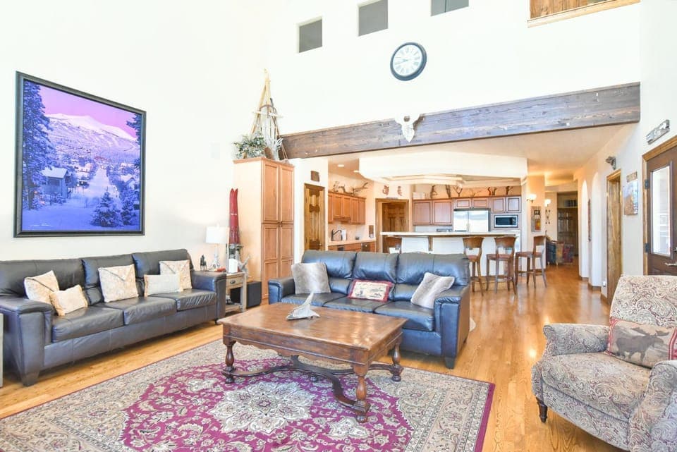 Viking Vista Retreat Luxury Home: Great Views House in Blue River