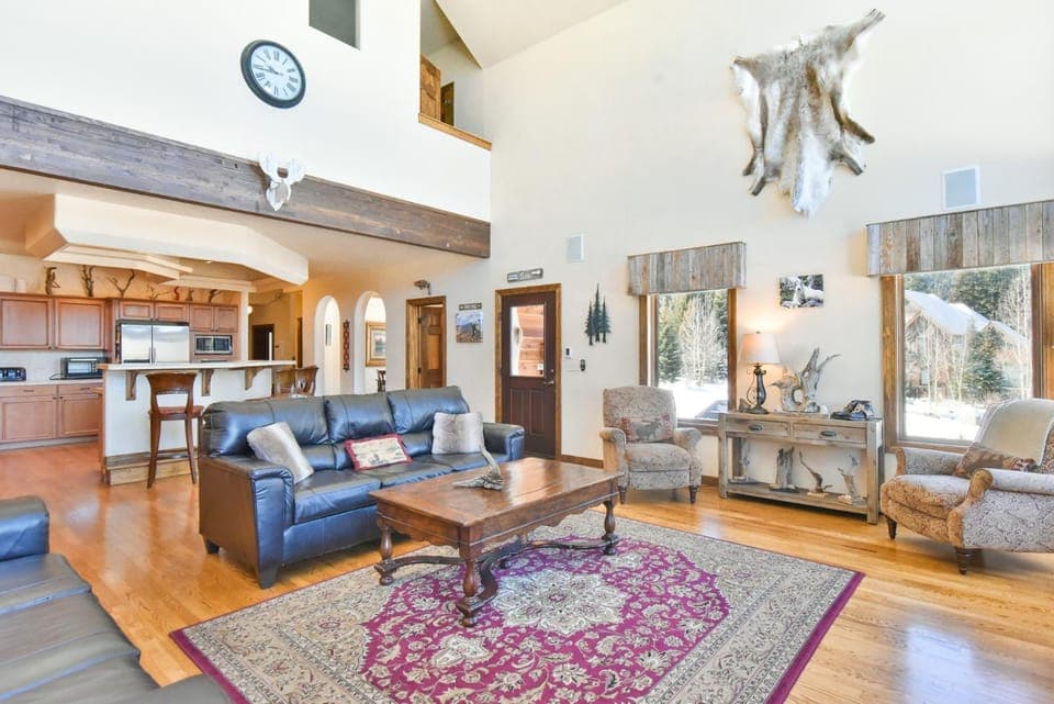 Viking Vista Retreat Luxury Home: Great Views House in Blue River