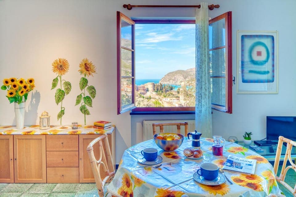Dining area, Sea view