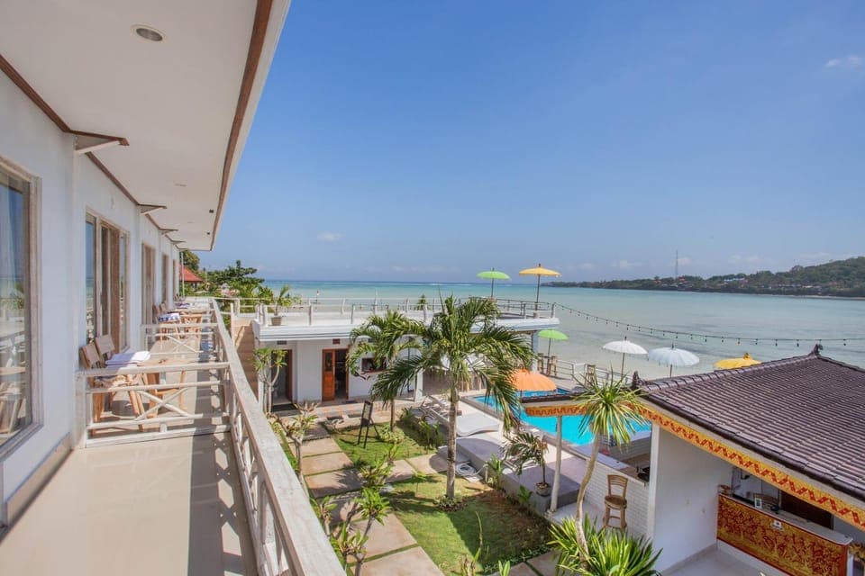 Day, Natural landscape, View (from property/room), Balcony/Terrace, Pool view, Sea view, Inner courtyard view