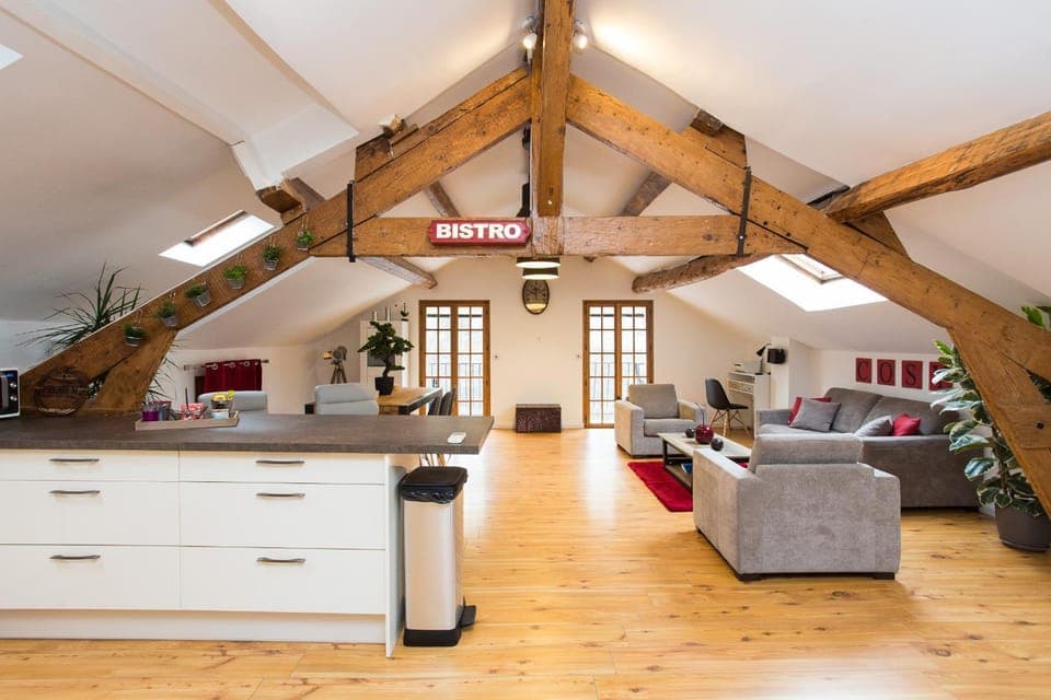 Living room, Dining area