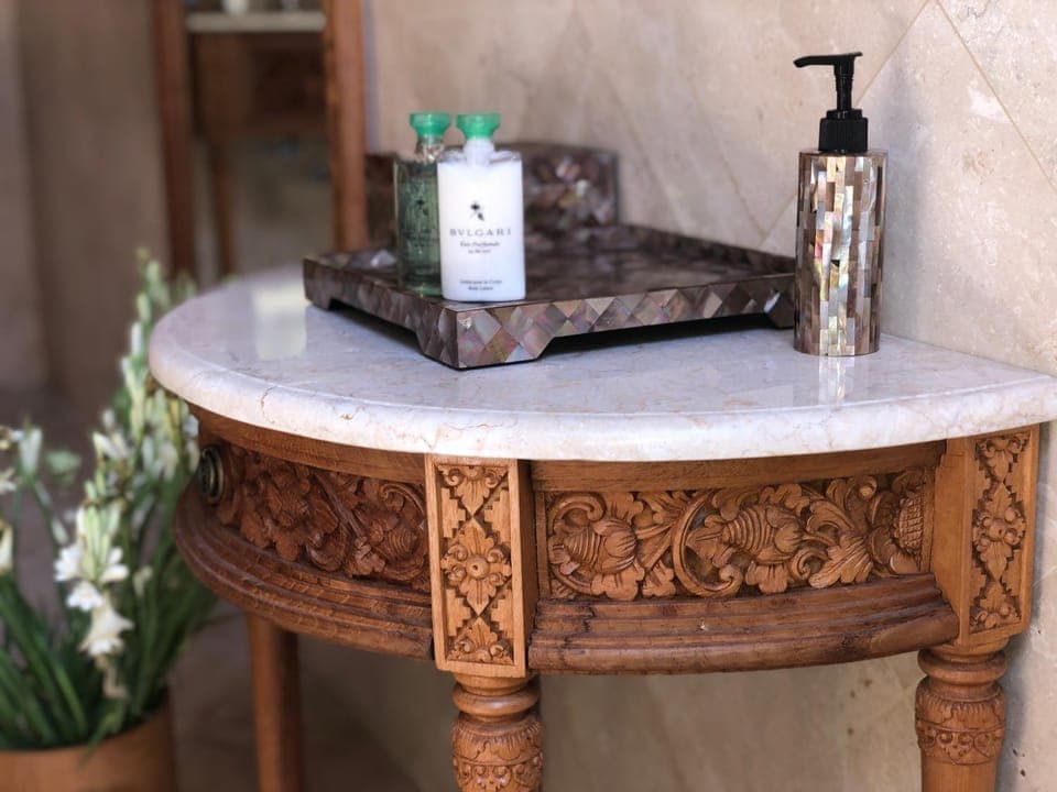 Property building, Bathroom