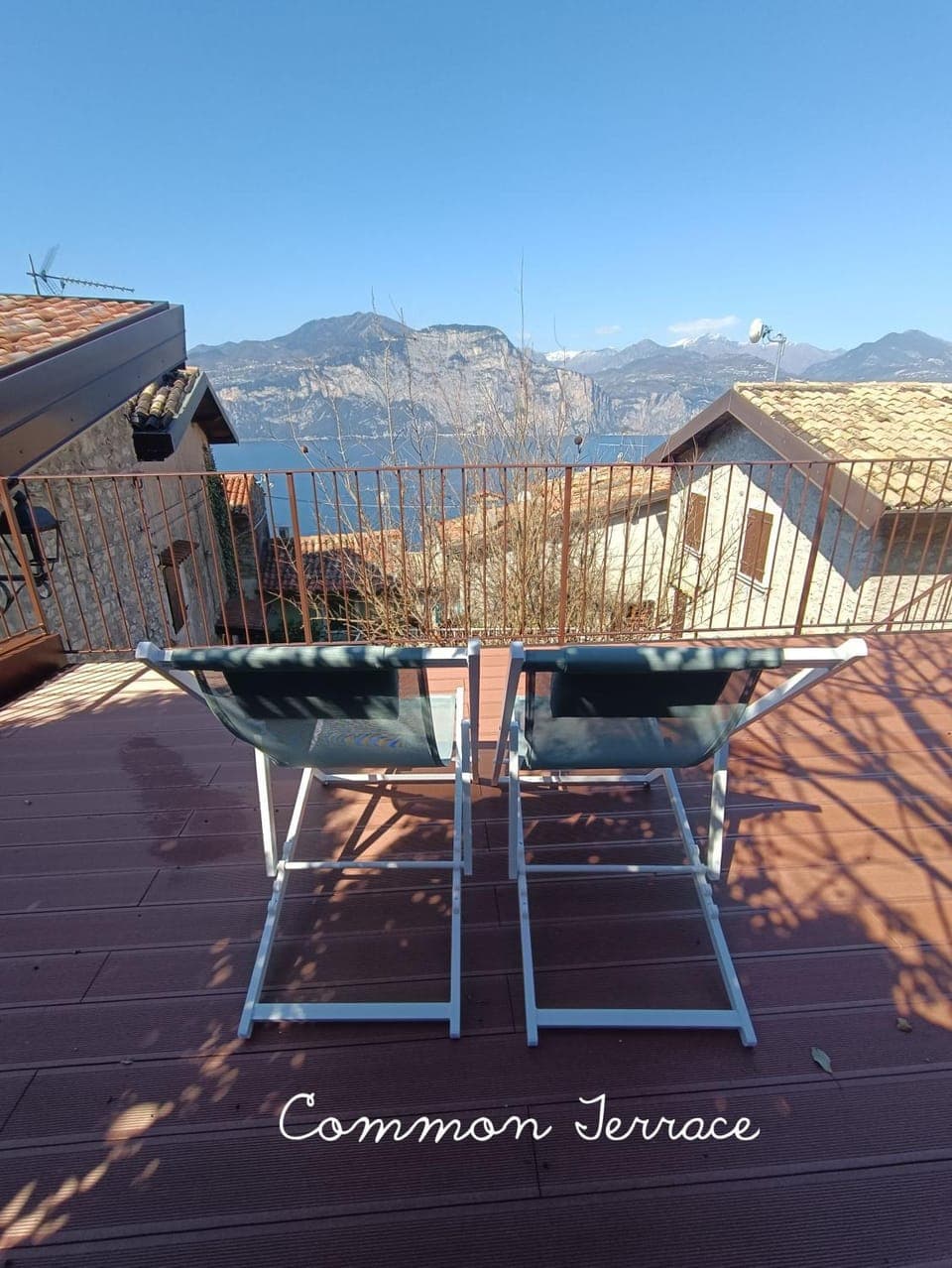 Patio, Natural landscape, Balcony/Terrace, Lake view, Mountain view