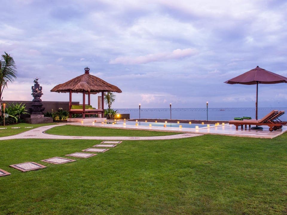 Garden, Beach, Swimming pool, Swimming pool