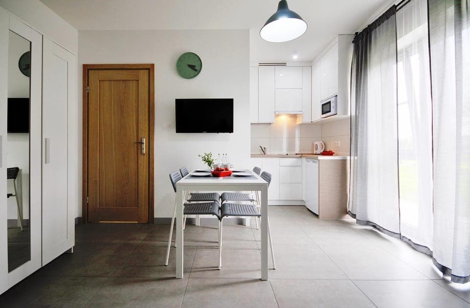 TV and multimedia, Kitchen or kitchenette, Photo of the whole room, Dining area, minibar, wardrobe