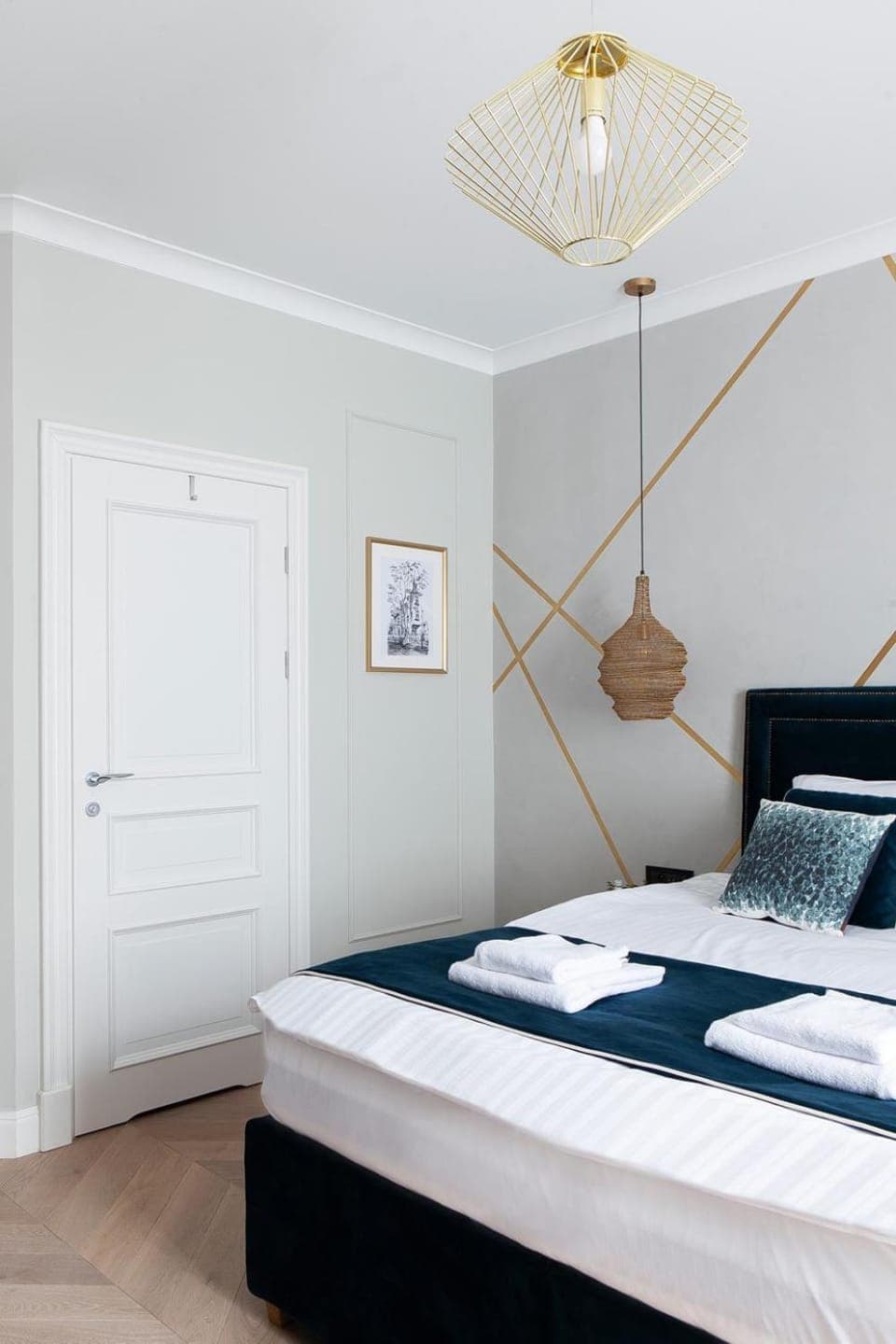 Bed, Photo of the whole room, Bedroom