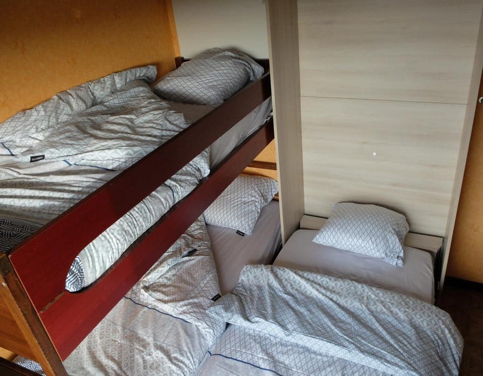 Bed, Bedroom, bunk bed