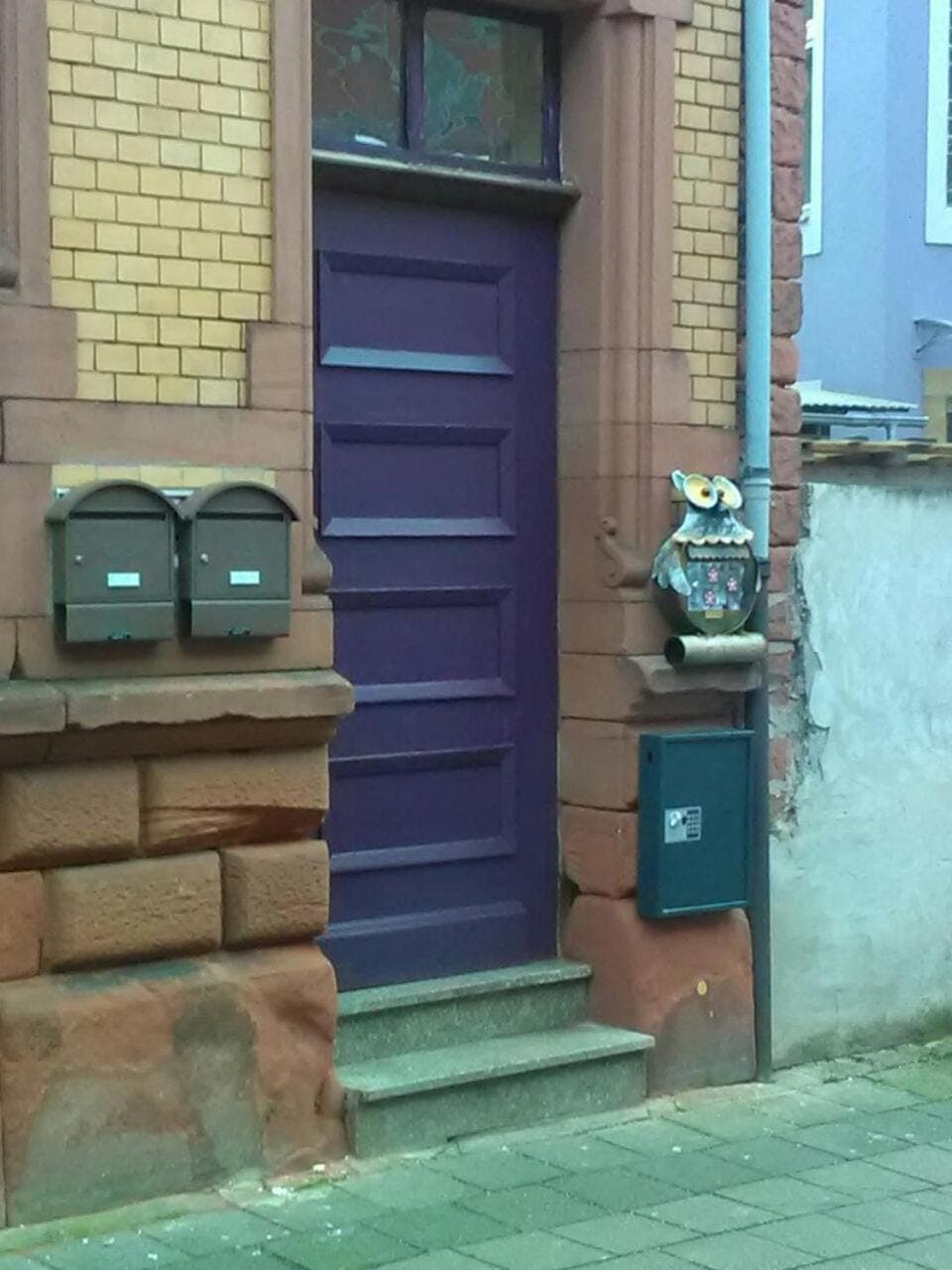 Property building, Facade/entrance, Day, Property logo or sign, safe