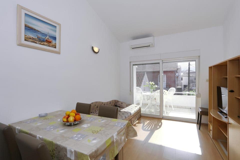 TV and multimedia, Balcony/Terrace, Dining area