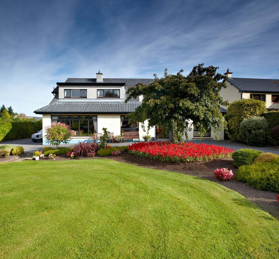 Bird's eye view, Garden view, Street view