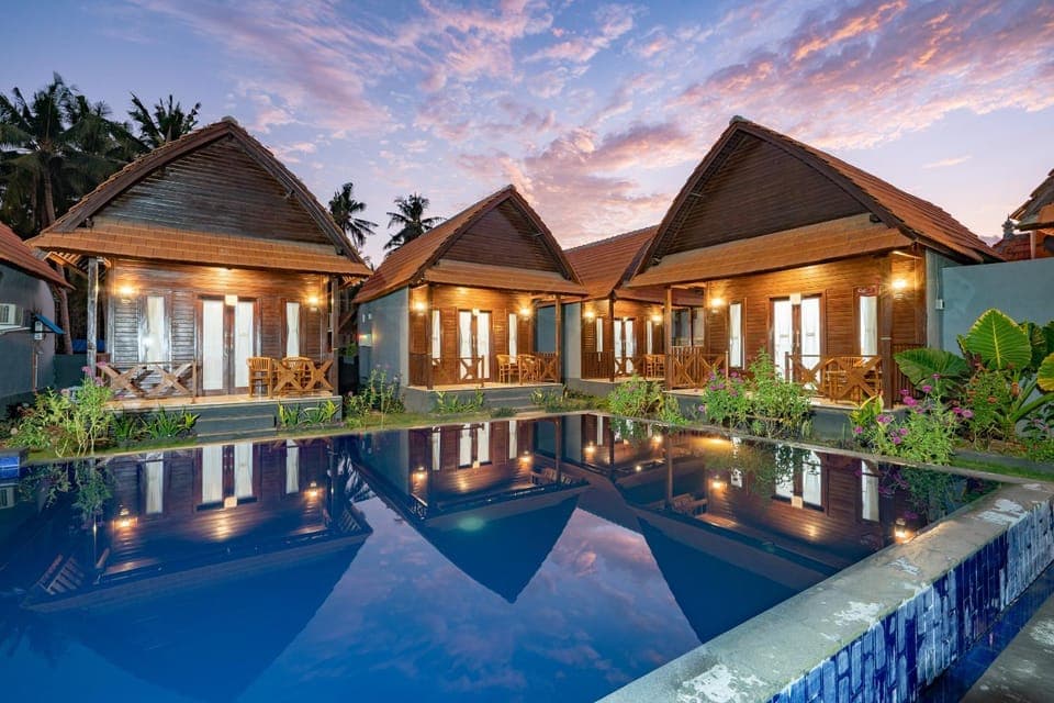 Property building, On site, Pool view, Pool view, Swimming pool, Swimming pool, Swimming pool, Sunset