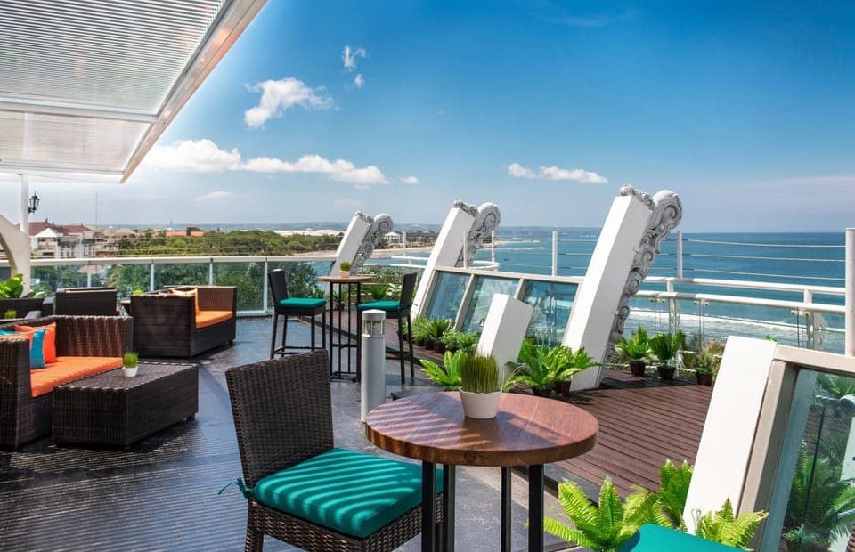 Restaurant/places to eat, View (from property/room), Balcony/Terrace, Sea view